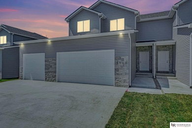 5909 S 94th St, Lincoln, NE 68526 - photo 2