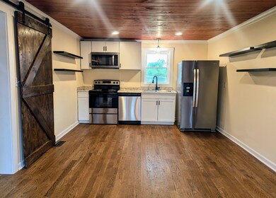 1263 Highway 100, Centerville, TN 37033 - photo 4