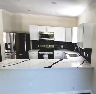 825 W Morgan St, Denison, TX 75020 - photo 6