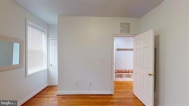 711 Irving St NE unit 3, Washington, DC 20017 - photo 3
