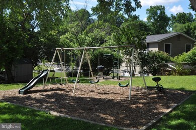 2502 Randolph Rd, Silver Spring, MD 20902 - photo 4