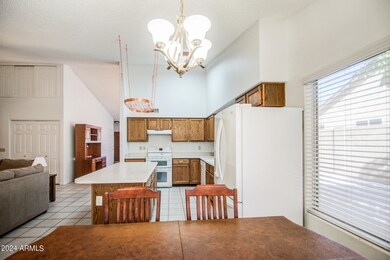 KITCHEN 3
