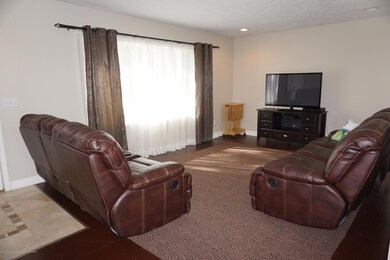 539 S Canal Rd, Lansing, MI 48917 - photo 6