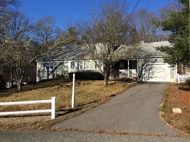 18 Ash Cir, Cotuit, MA 02635 - photo 3