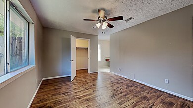 7322 Bubbling Brooks Ln, Houston, TX 77095 - photo 7