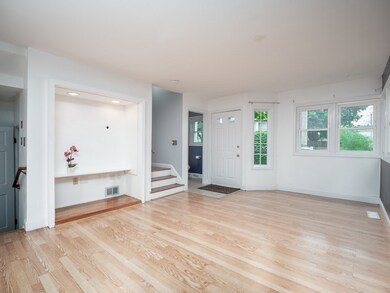 26 Farmland Rd unit A, Lowell, MA 01850 - photo 2