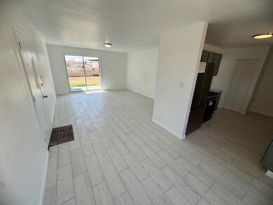 805 Ridgecrest Dr, Alamogordo, NM 88310 - photo 6