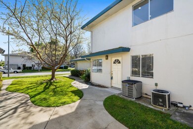 385 N 3rd St unit 2, Campbell, CA 95008 - photo 5