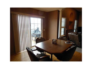 Eat-in Kitchen.