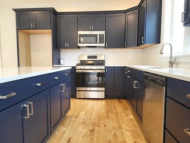 Kitchen 8