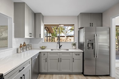 202 S Lake Creek Dr, Round Rock, TX 78681 - photo 6