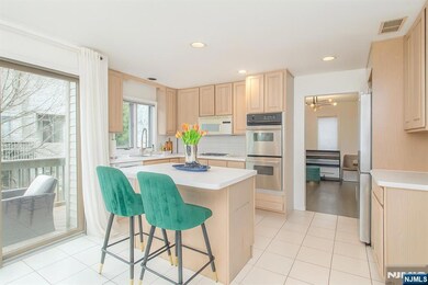 501 Elm Ct unit T089, Norwood, NJ 07648 - photo 5