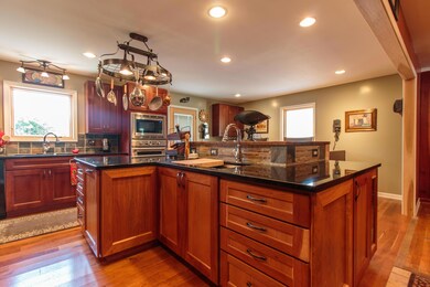 Kitchen - Island