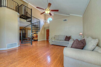 003_Living Room and Foyer