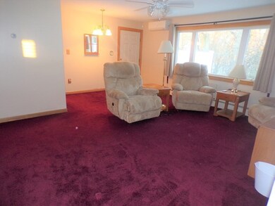 153 Partridge Ln, Chicopee, MA 01022 - photo 4