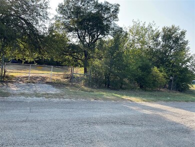 350 Oak Valley Ln, Springtown, TX 76082 - photo 2