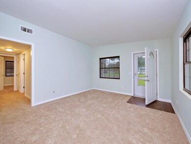 10583 Pine Estates Rd E, Jacksonville, FL 32218 - photo 5