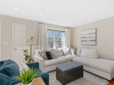 220 Fairmount Ave unit B, Lynn, MA 01905 - photo 6