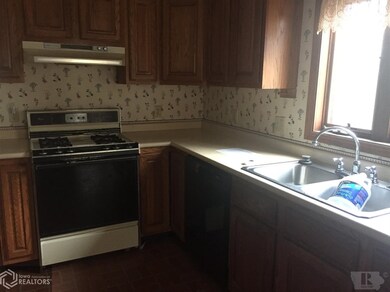 602 9th Ave, Shenandoah, IA 51601 - photo 6