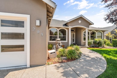 3_209-keystone-way -04