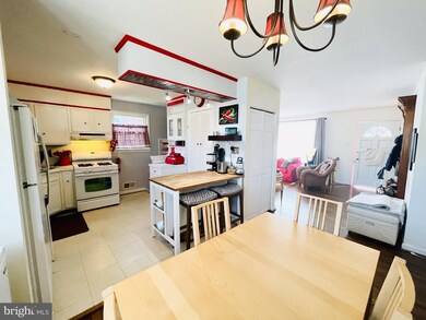 3709 Nimitz Rd, Kensington, MD 20895 - photo 5