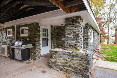 25 Old Pound Hill Rd, North Smithfield, RI 02896 - photo 7