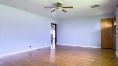 8000 Terry Road-1007