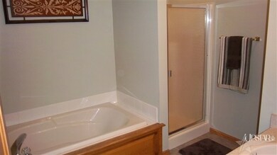 9622 Ballymore Dr, Fort Wayne, IN 46835 - photo 6