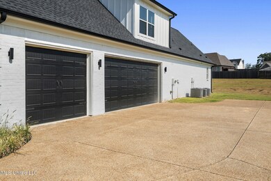 5-web-or-mls-3702 Fossil Hl Dr S-05