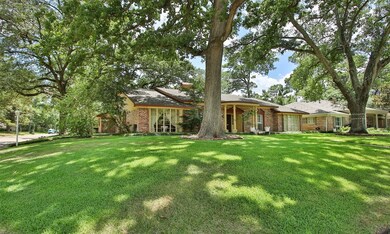 10003 Longmont Dr, Houston, TX 77042 - photo 2