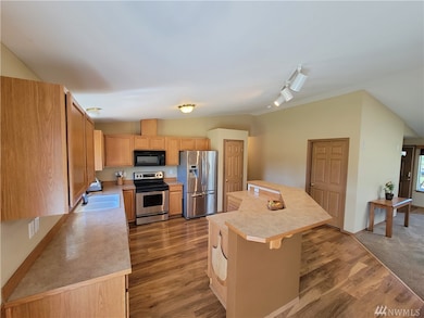 17615 Meadowlark Ln SE, Yelm, WA 98597 - photo 5