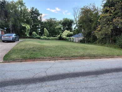 1217 Cloverdale St, High Point, NC 27260 - photo 5