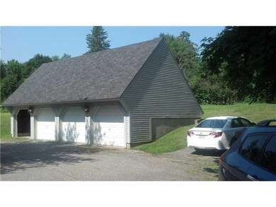 Garage.