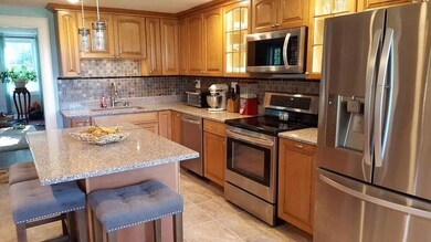 Brand new granite kitchen!