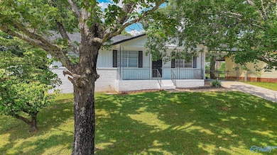 629 Dawson Terrace NW, Huntsville, AL 35811 - photo 3