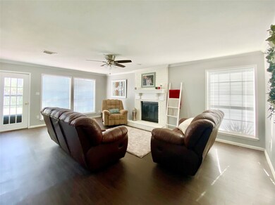 11607 Spring Villa Dr, Houston, TX 77070 - photo 2