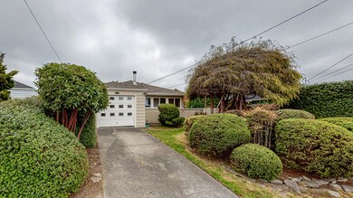 02_2935_Lowell_Street_Eureka101_mls