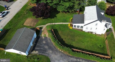 1202 Matsonford Rd unit 11, Conshohocken, PA 19428 - photo 2