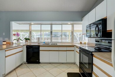 Large Kitchen with pass through