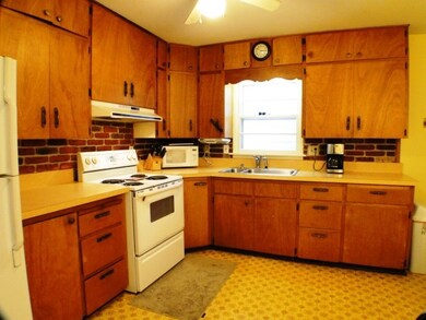 3-kitchen2