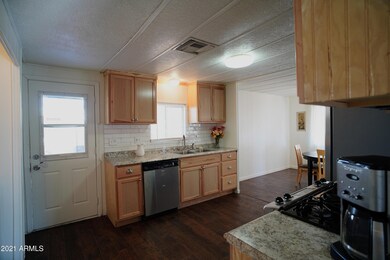 Kitchen_1