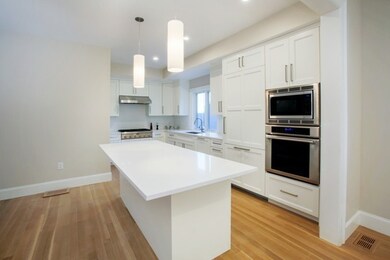 161 Naples Rd unit B, Brookline, MA 02446 - photo 6