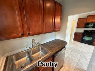 38 Rebekah St, Woonsocket, RI 02895 - photo 7