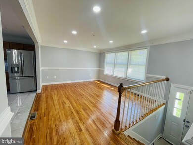 7010 E Chesapeake St, Hyattsville, MD 20785 - photo 7