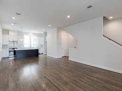 2808 Grand Fountains Dr unit D, Houston, TX 77054 - photo 7