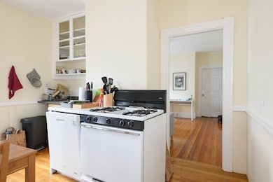 16 Bristol St unit 3, East Cambridge, MA 02141 - photo 2