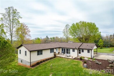 61 Star Dr, Leicester, NC 28748 - photo 5