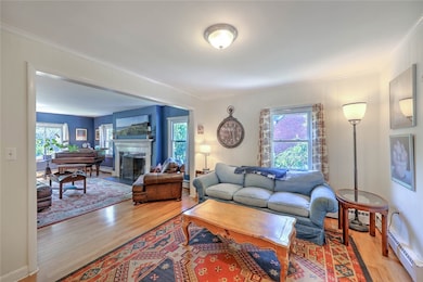 87 Cambria Ct, Pawtucket, RI 02860 - photo 5