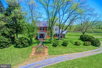 898 Fodderstack Rd, Flint Hill, VA 22627 - photo 2