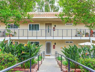 5529 Via la Mesa unit C, Laguna Woods, CA 92637 - photo 3